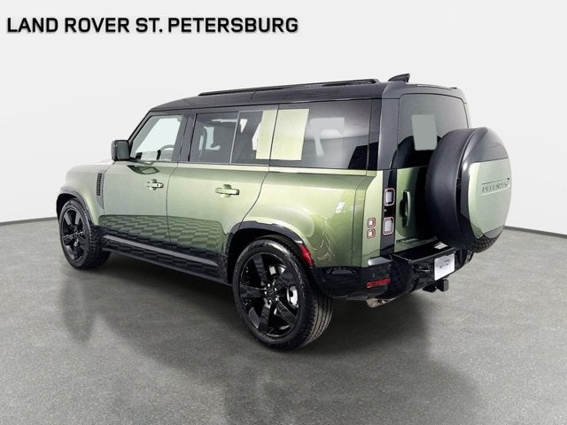 2026 Land Rover Defender 110 X-Dynamic SE