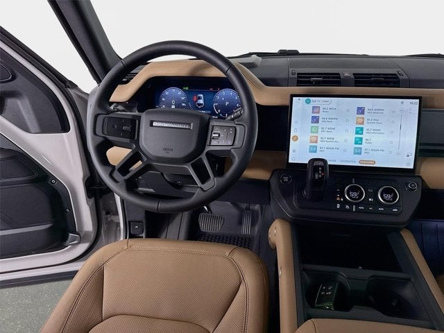 2026 Land Rover Defender 110 X-Dynamic SE