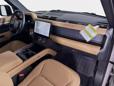 2026 Land Rover Defender 110 X-Dynamic SE