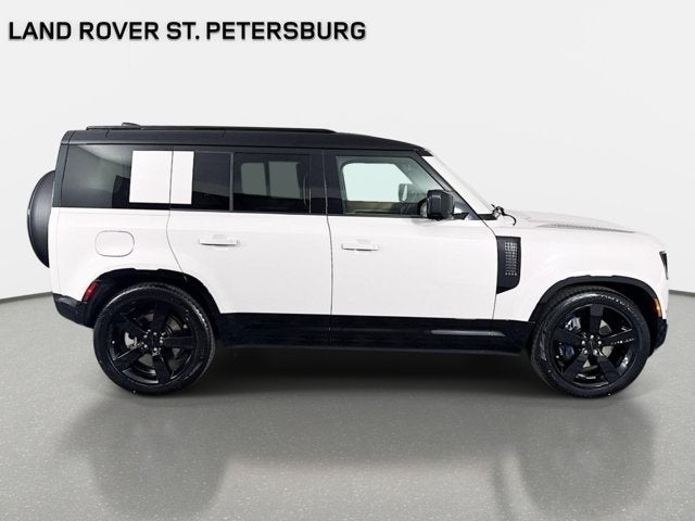 2026 Land Rover Defender 110 X-Dynamic SE