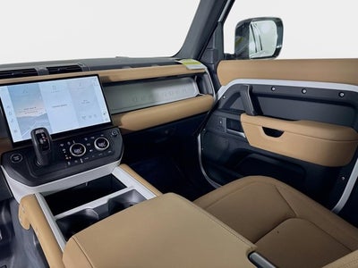 2026 Land Rover Defender 110 X-Dynamic SE