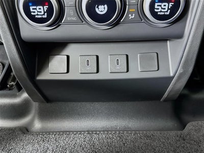 2026 Land Rover Defender 110 X-Dynamic SE