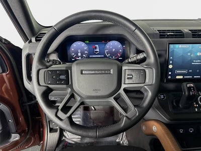 2023 Land Rover Defender 130 X-Dynamic SE