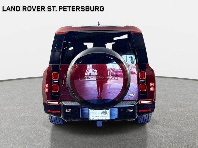 2023 Land Rover Defender 130 X-Dynamic SE