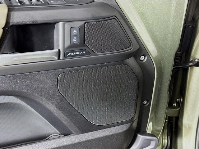 2025 Land Rover Defender 110 S