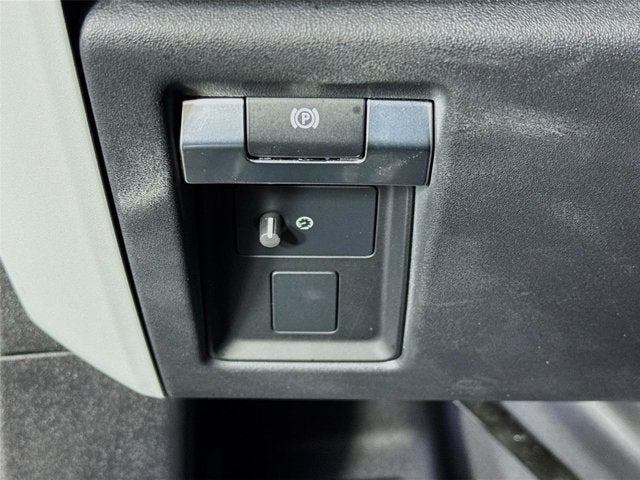 2024 Land Rover Defender 110 S