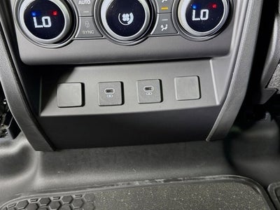 2025 Land Rover Defender 110 S