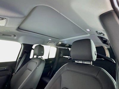 2026 Land Rover Defender 110 S