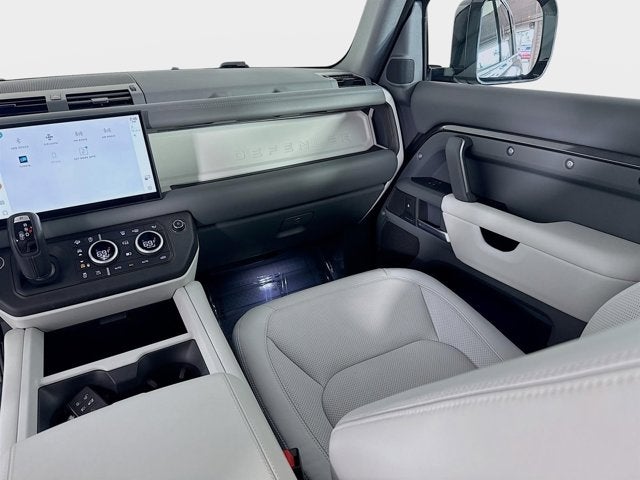 2025 Land Rover Defender 110 S