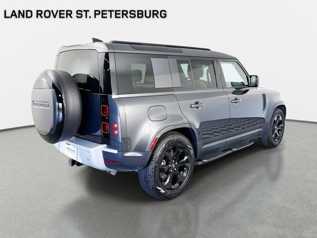 2025 Land Rover Defender 110 S