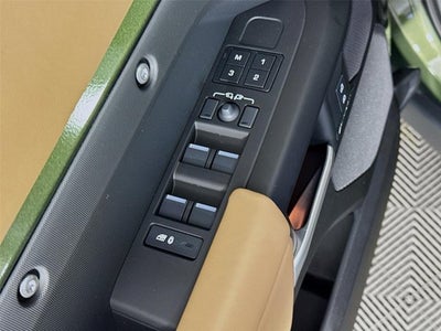 2026 Land Rover Defender 110 S