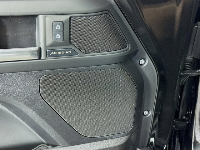 2026 Land Rover Defender 110 S