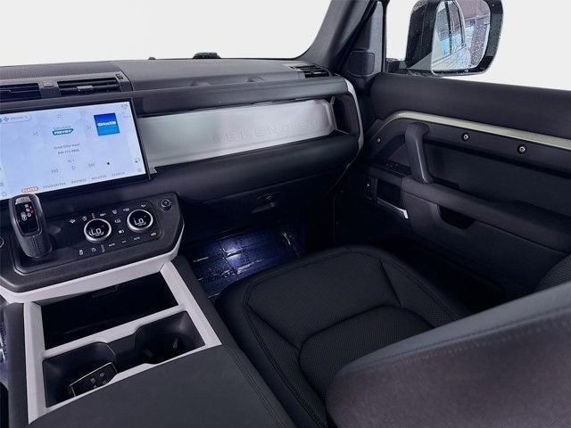 2025 Land Rover Defender 110 S