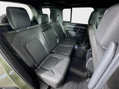 2025 Land Rover Defender 110 S