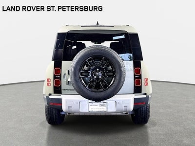2025 Land Rover Defender 110 S