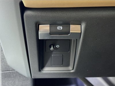 2026 Land Rover Defender 110 S