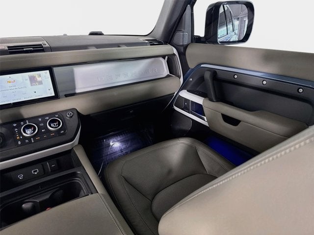 2024 Land Rover Defender 110 S