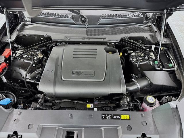 2026 Land Rover Defender 110 S