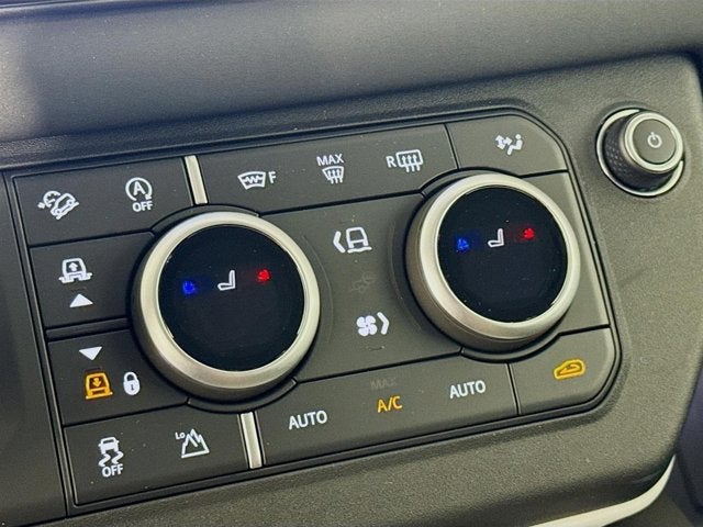 2025 Land Rover Defender 110 S