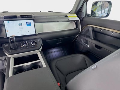2025 Land Rover Defender 110 S