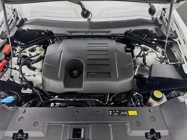 2023 Land Rover Defender 110 SE