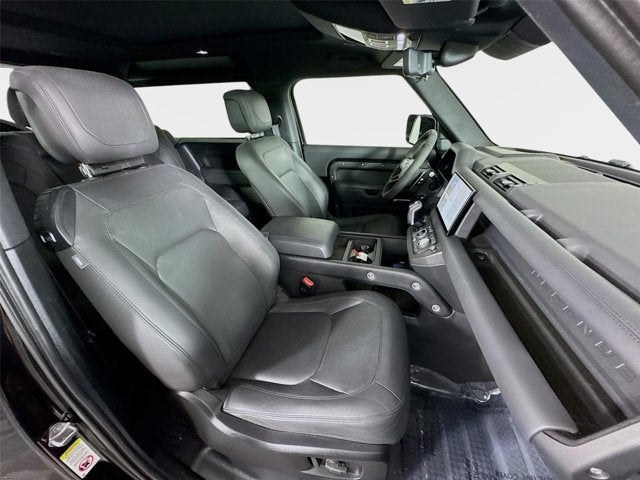 2023 Land Rover Defender 90 V8