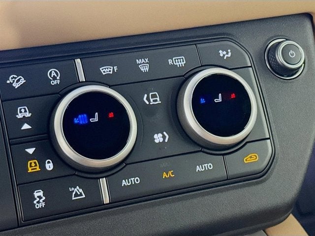 2025 Land Rover Defender 110 V8