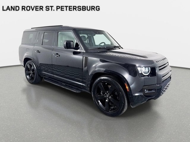 2025 Land Rover Defender 130 V8