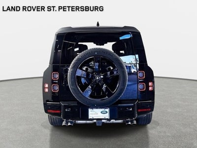 2025 Land Rover Defender 130 V8