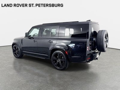 2025 Land Rover Defender 130 V8