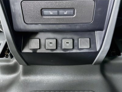 2025 Land Rover Defender 110 X