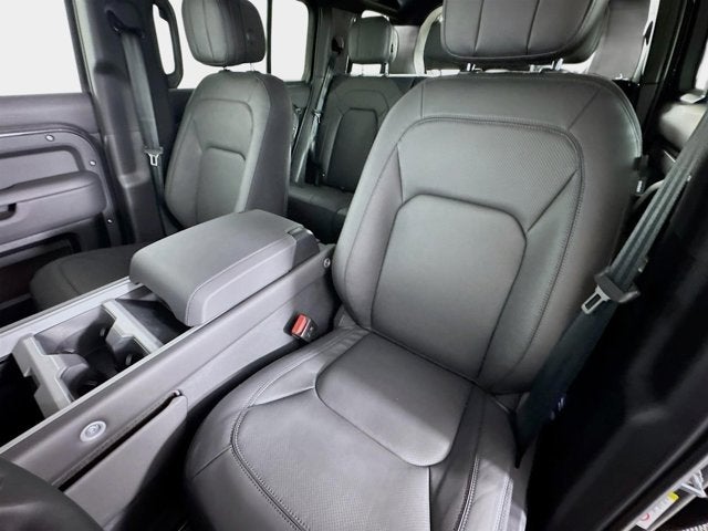 2025 Land Rover Defender 110 X