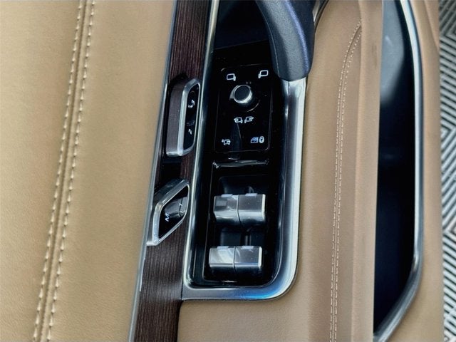 2024 Land Rover Range Rover SE