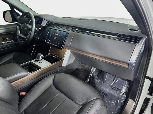 2024 Land Rover Range Rover SE