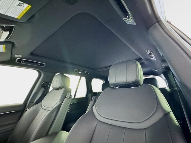 2026 Land Rover Range Rover SE