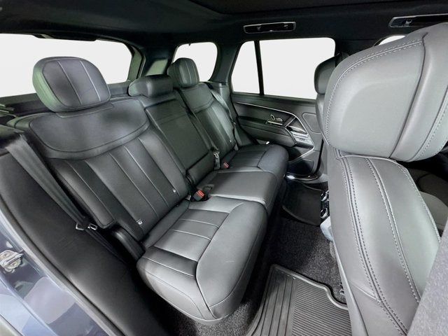 2026 Land Rover Range Rover SE