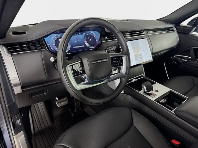 2026 Land Rover Range Rover SE