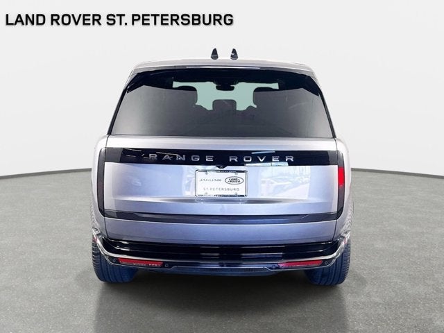 2025 Land Rover Range Rover SE