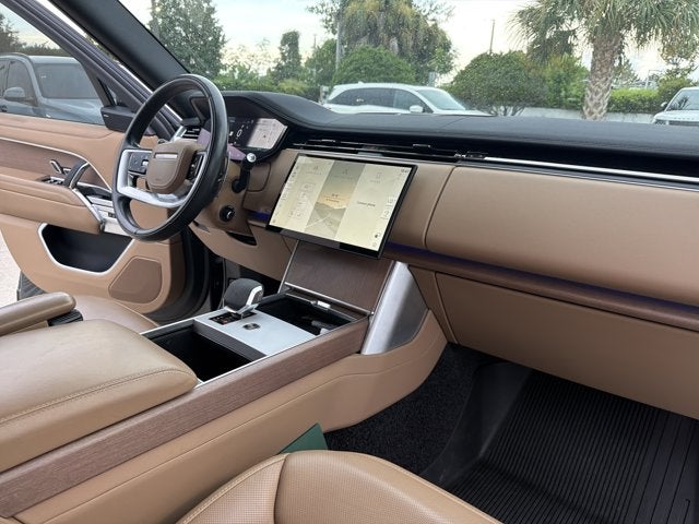 2024 Land Rover Range Rover SE