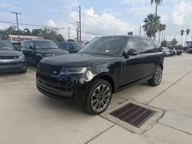 2025 Land Rover Range Rover SE