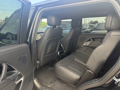 2025 Land Rover Range Rover SE