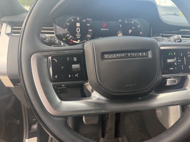 2025 Land Rover Range Rover SE