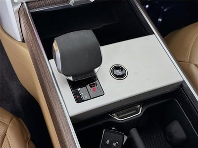 2024 Land Rover Range Rover SE