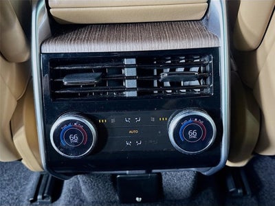 2024 Land Rover Range Rover SE