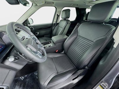 2024 Land Rover Discovery S