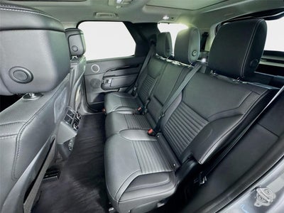 2024 Land Rover Discovery S