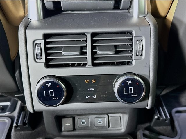 2026 Land Rover Discovery Dynamic SE