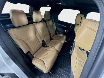 2025 Land Rover Discovery Dynamic SE