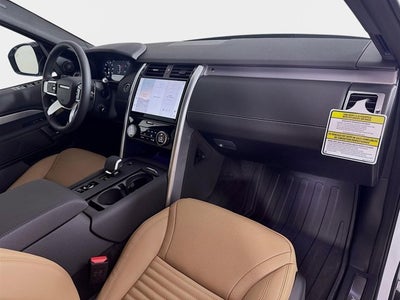 2025 Land Rover Discovery Dynamic SE
