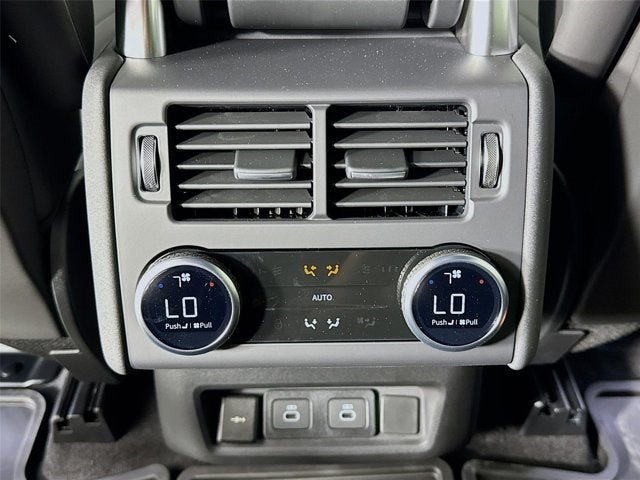 2026 Land Rover Discovery Dynamic SE